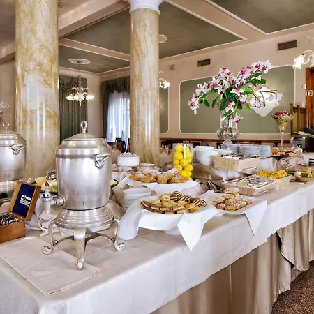 Hotel Ercolini&savi 4*